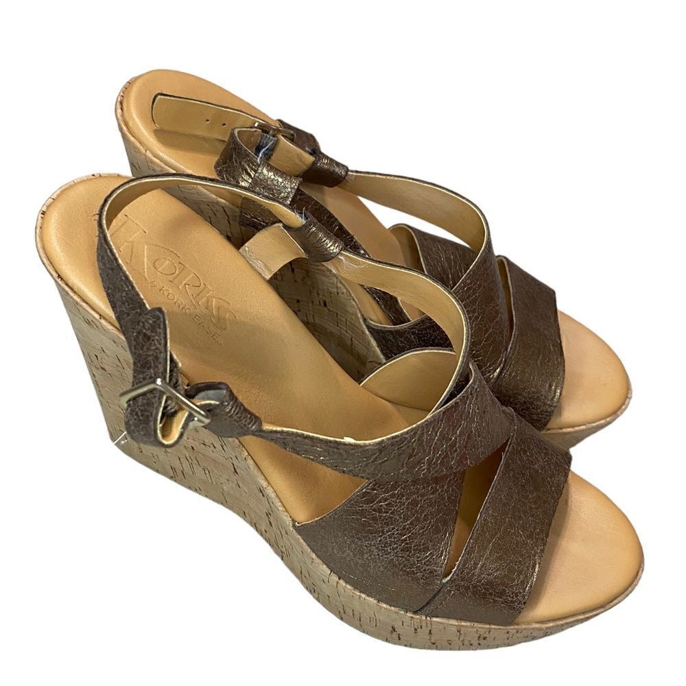 Kork-Ease sandal’s platform cork heels golden bronze leather straps size 9